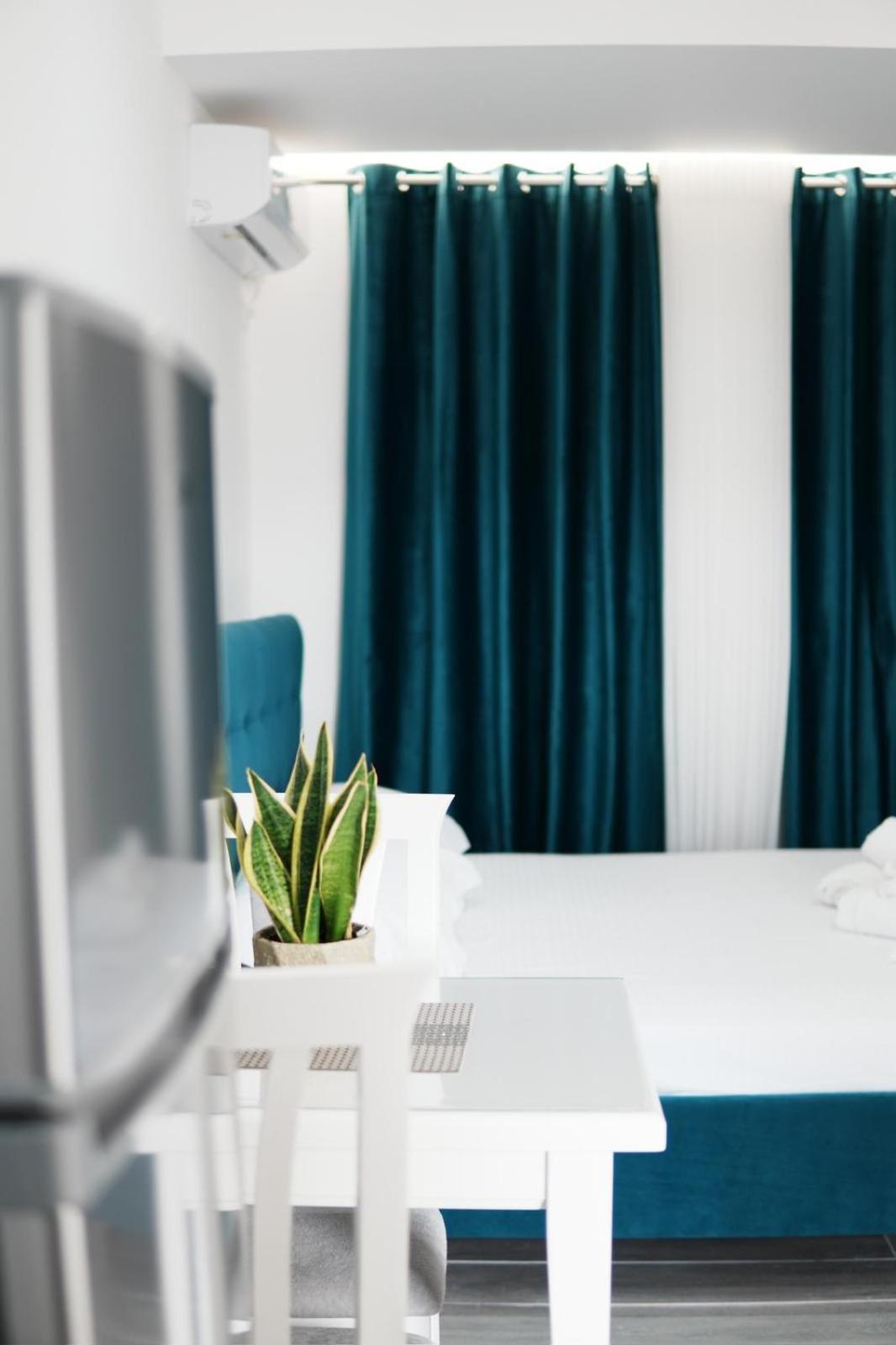 Gardenia Rooms Sarande Bagian luar foto